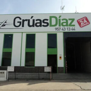 GRUAS DÍAZ - Servicio de Grúa 24h en Córdoba